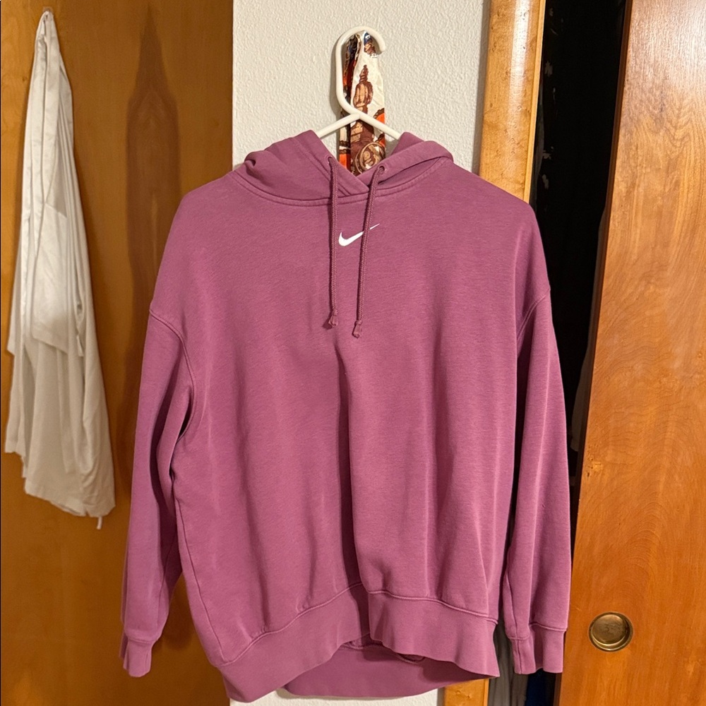 Nike Women's Mauve Hoodie Sweater